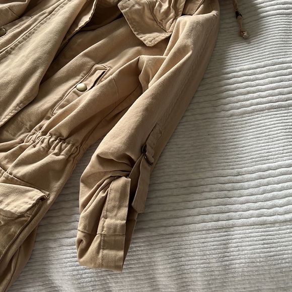 Utility Cargo Jacket - Picture 7 of 10